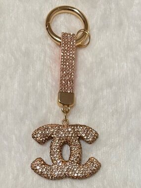 CC Sparkling Luxury Keychain Gold-tone Hardware in Champagne